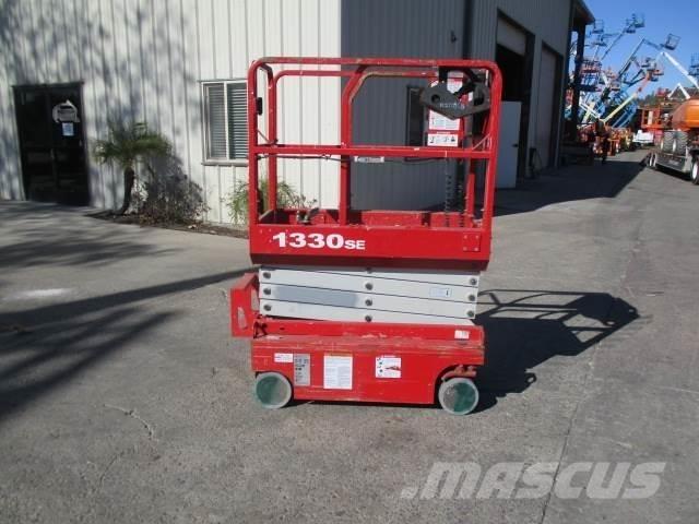 MEC 1330SE رافعات مقصية الشكل