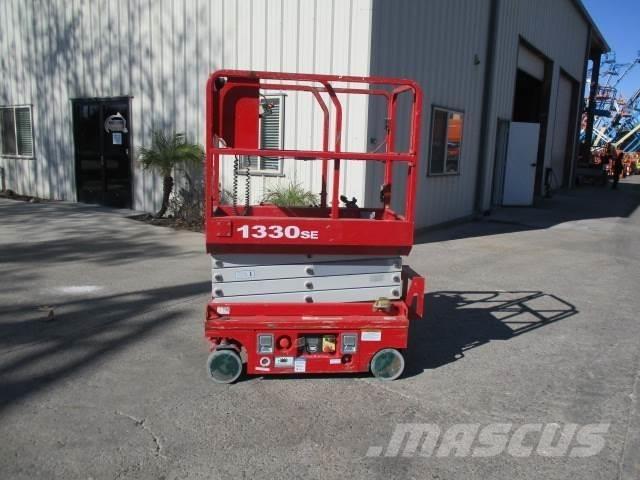 MEC 1330SE رافعات مقصية الشكل