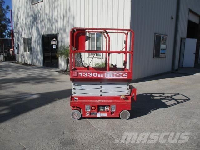 MEC 1330SE رافعات مقصية الشكل