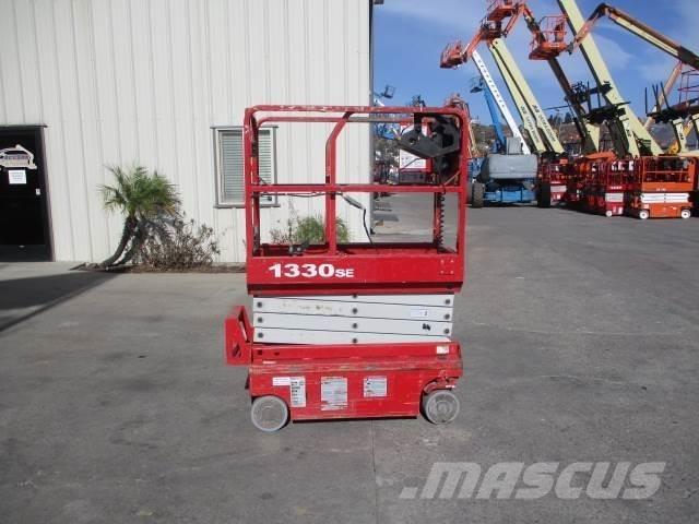 MEC 1330SE رافعات مقصية الشكل