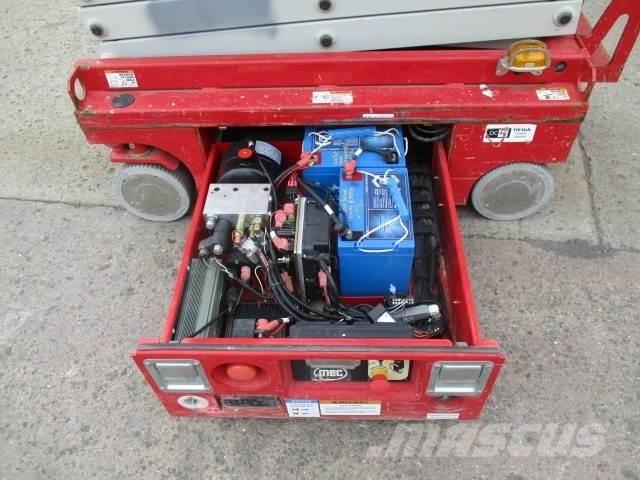 MEC 1330SE رافعات مقصية الشكل