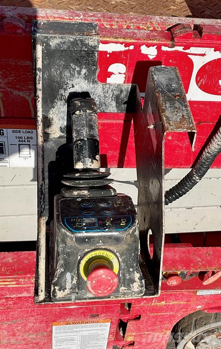 MEC 1930SE رافعات مقصية الشكل