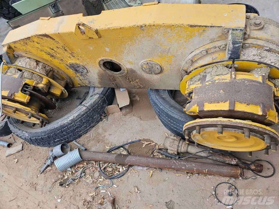 Moxy MT-30 ساحبات مفصلية