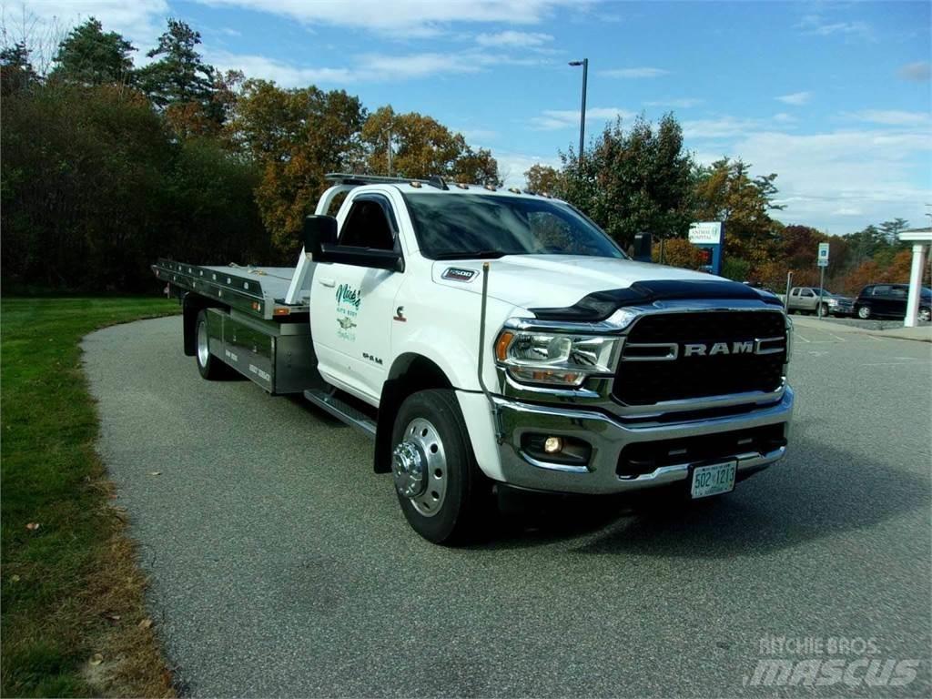 RAM 5500 شاحنات الرافعات الخطافية