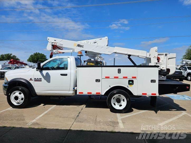 RAM 5500 المنصات الهوائية المثبتة على شاحنة