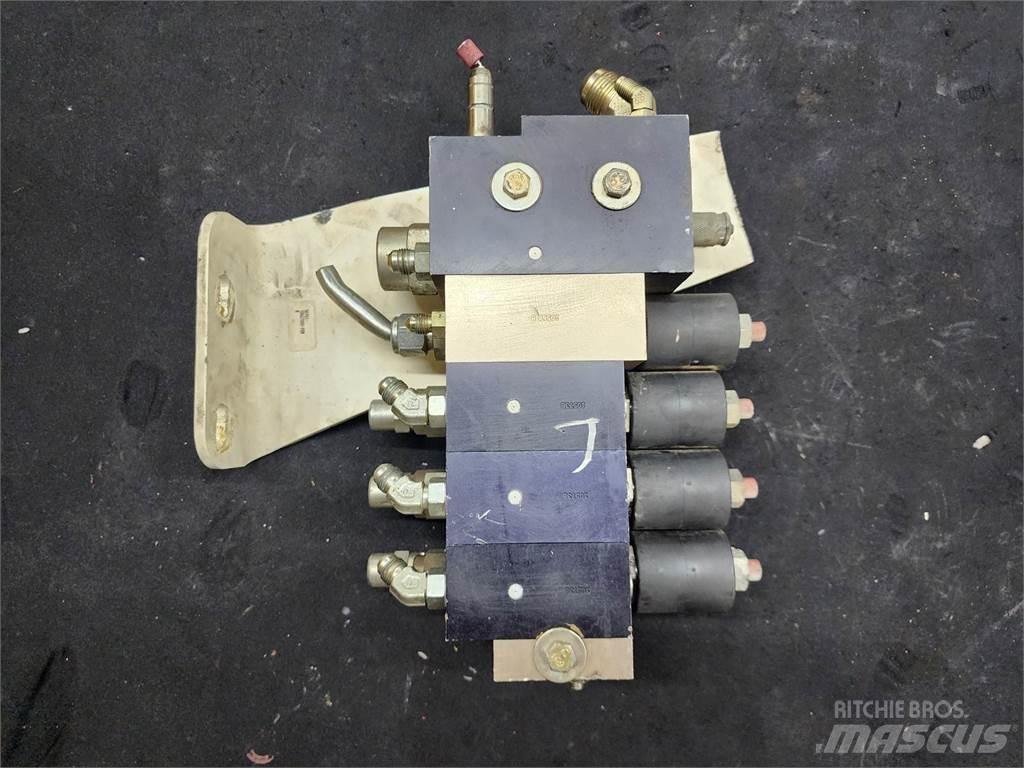  Unmarked مكونات أخرى