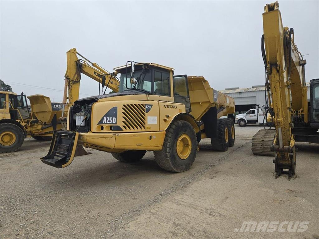 Volvo A25D ساحبات مفصلية