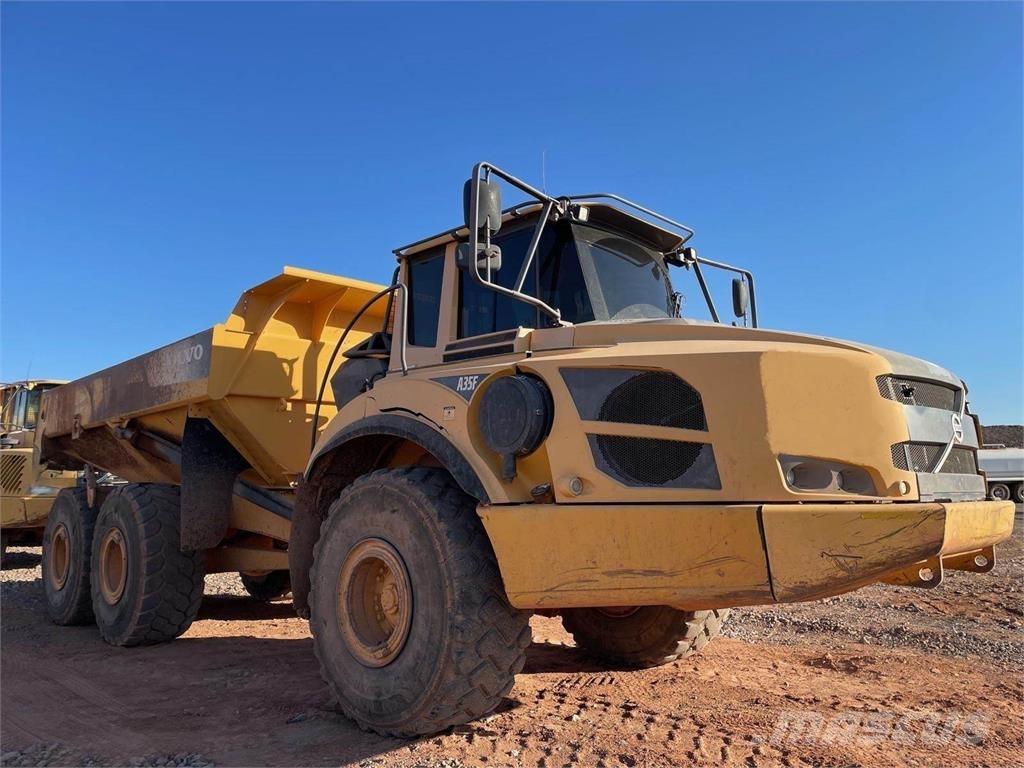 Volvo A35F ساحبات مفصلية