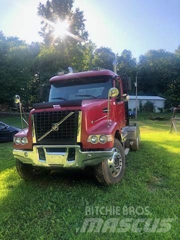 Volvo DHD وحدات الجر