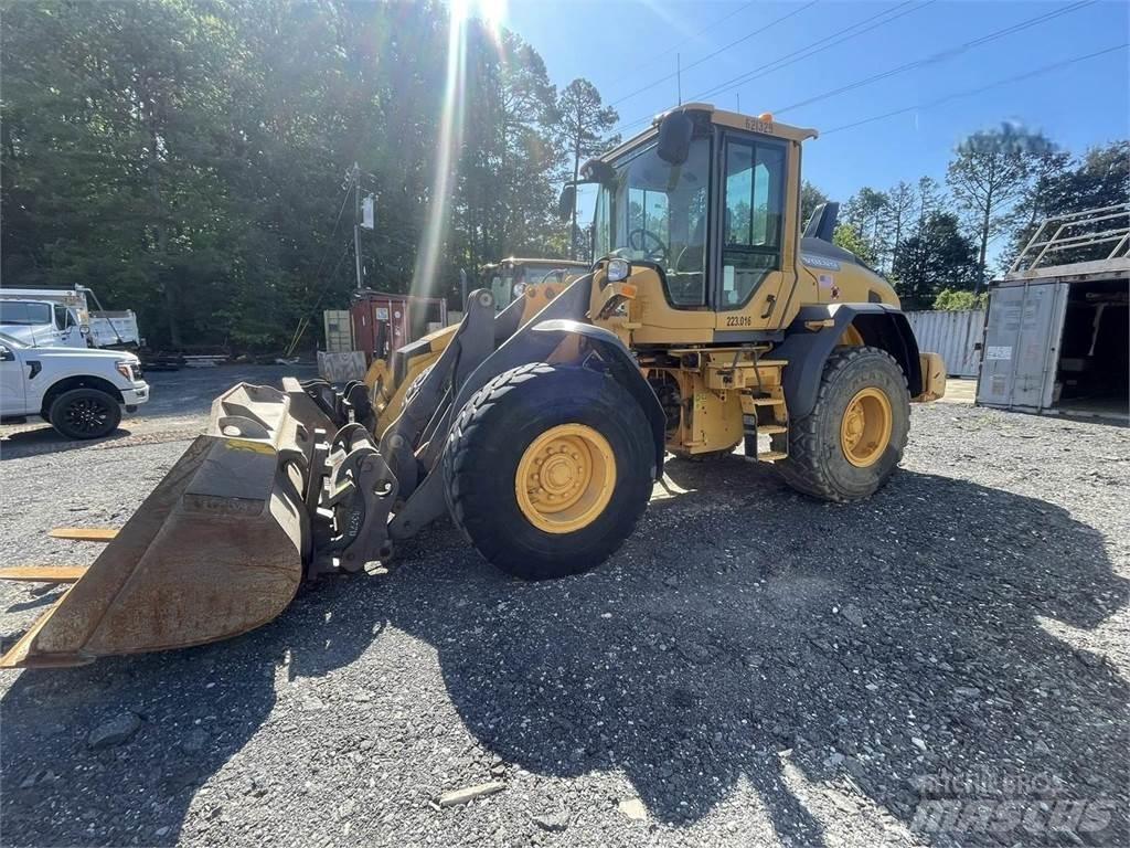 Volvo L60H لوادر بعجل