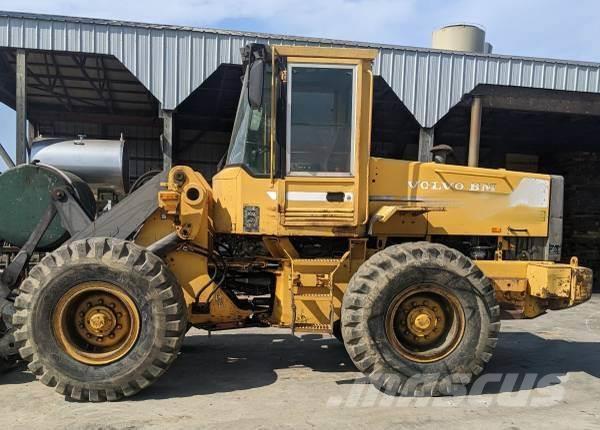 Volvo L70B لوادر بعجل