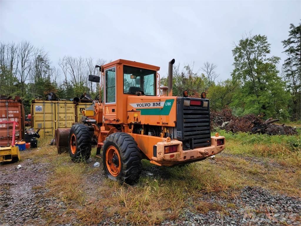 Volvo L70C لوادر بعجل