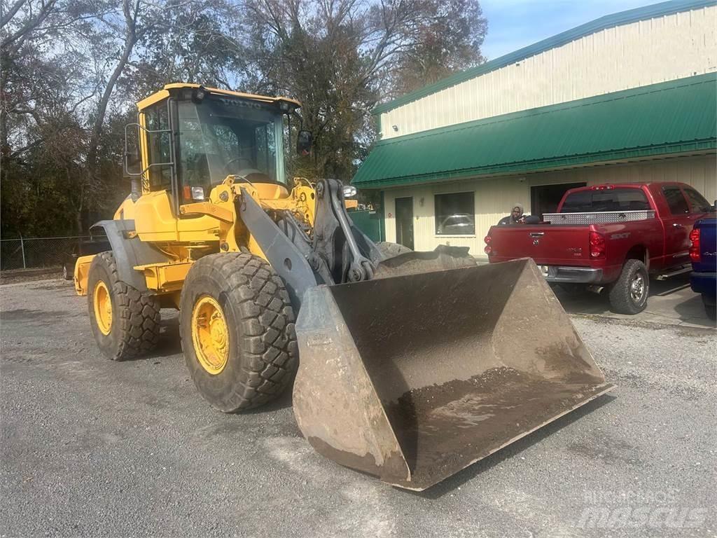 Volvo L70G لوادر بعجل