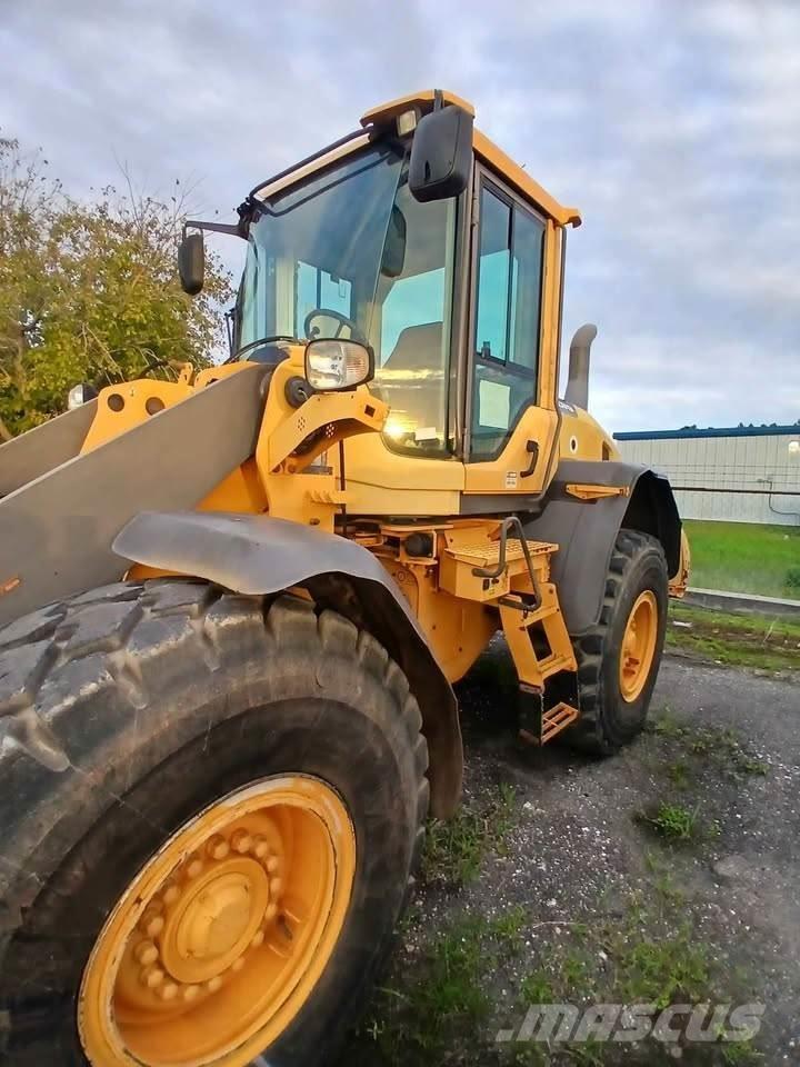 Volvo L70G لوادر بعجل