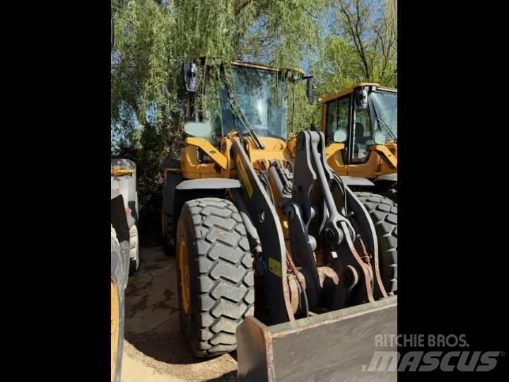 Volvo L70H لوادر بعجل