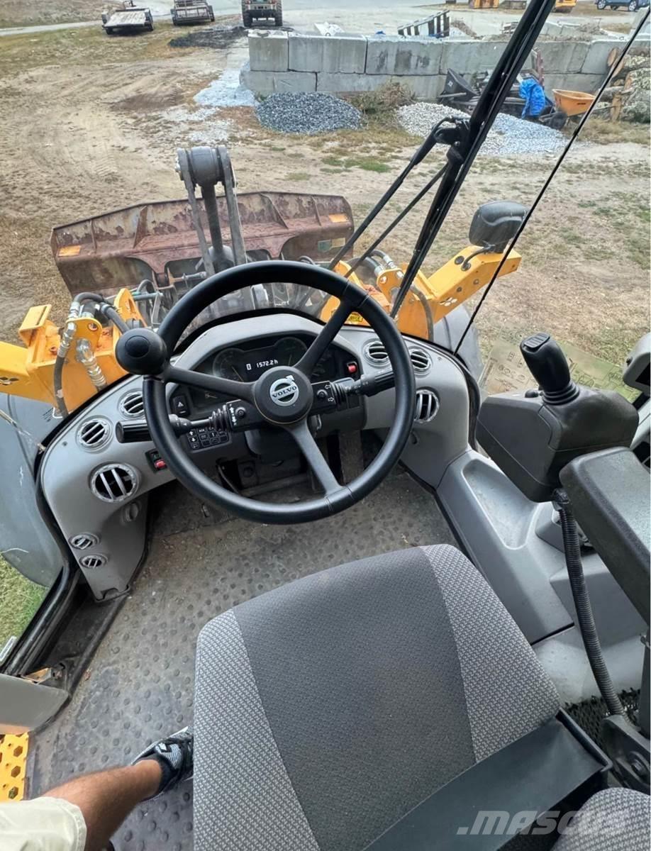 Volvo L70H لوادر بعجل