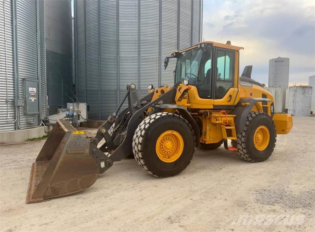 Volvo L70H لوادر بعجل