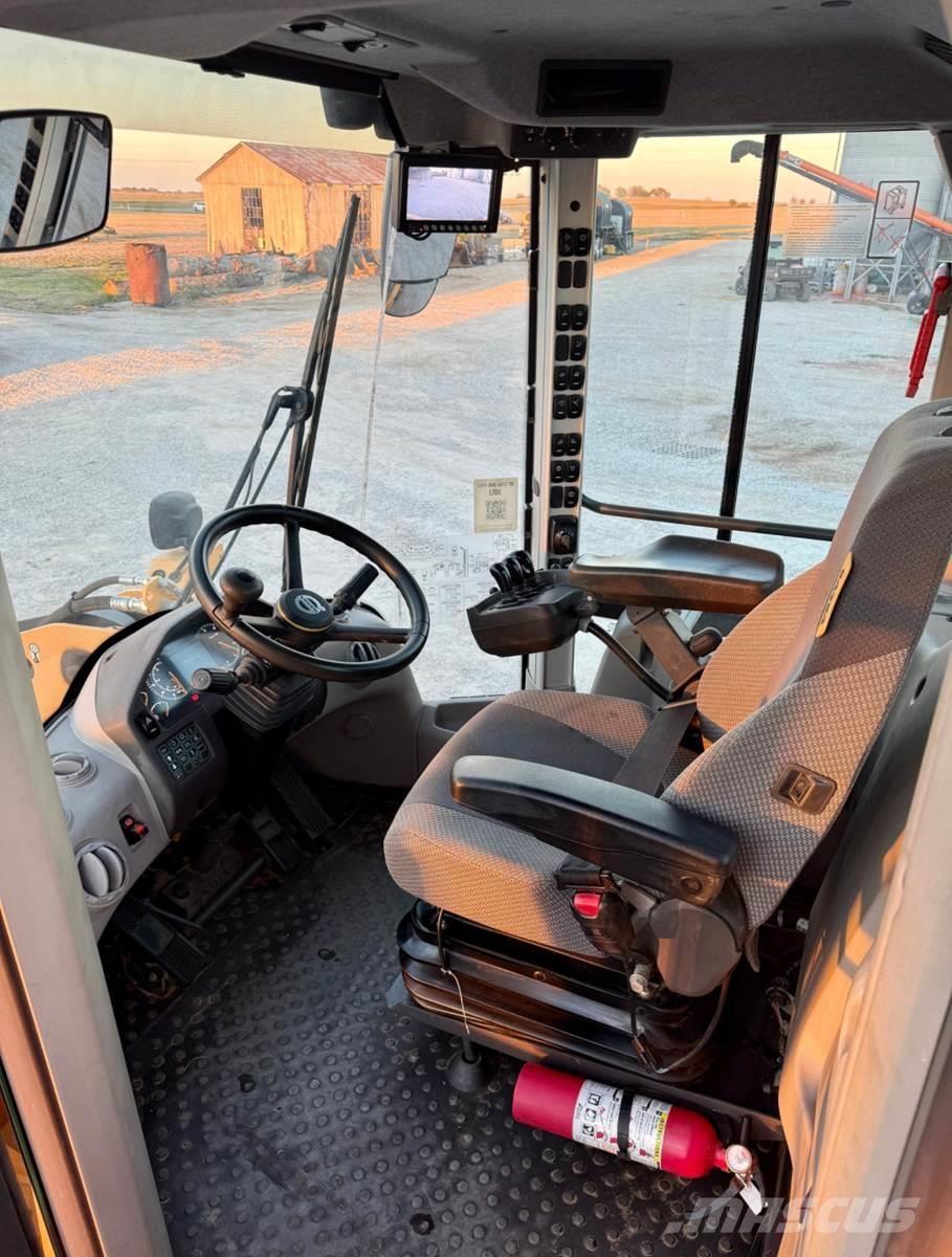 Volvo L70H لوادر بعجل