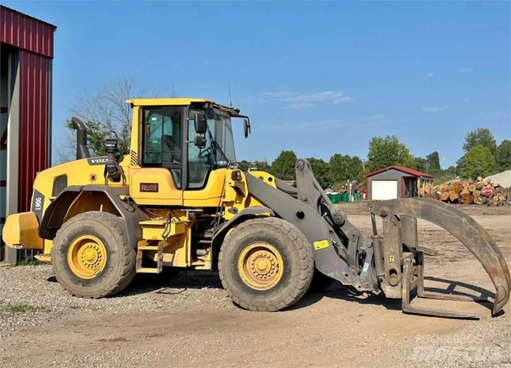 Volvo L90G لوادر بعجل