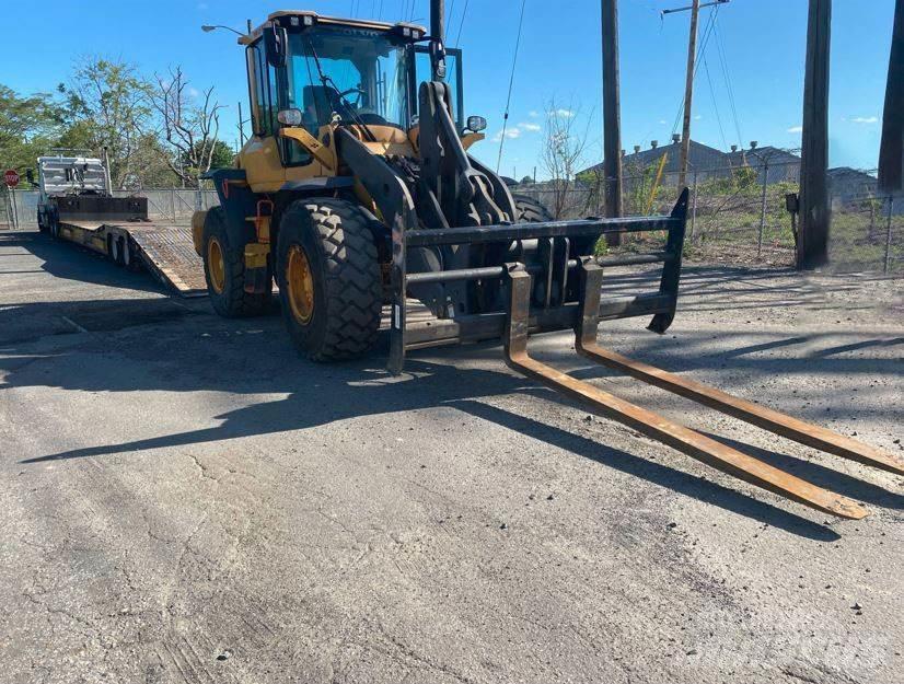 Volvo L90H لوادر بعجل