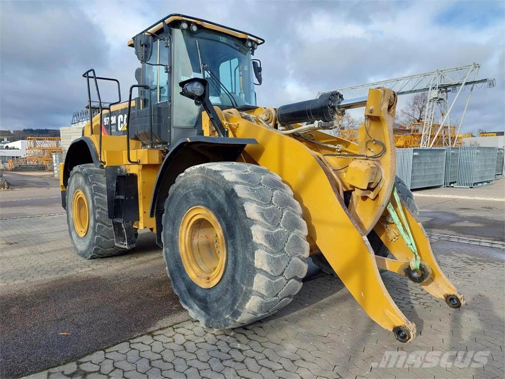 CAT 972MXE لوادر بعجل