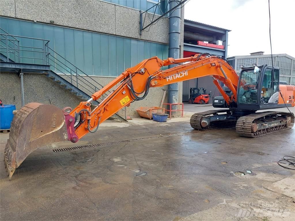 Hitachi ZX 210LC حفارات زحافة