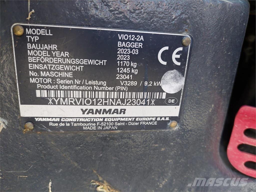 Yanmar Vio 12 حفارات زحافة