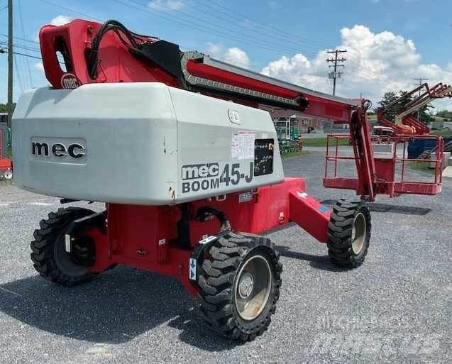 MEC 45J رافعات السارية الرأسية