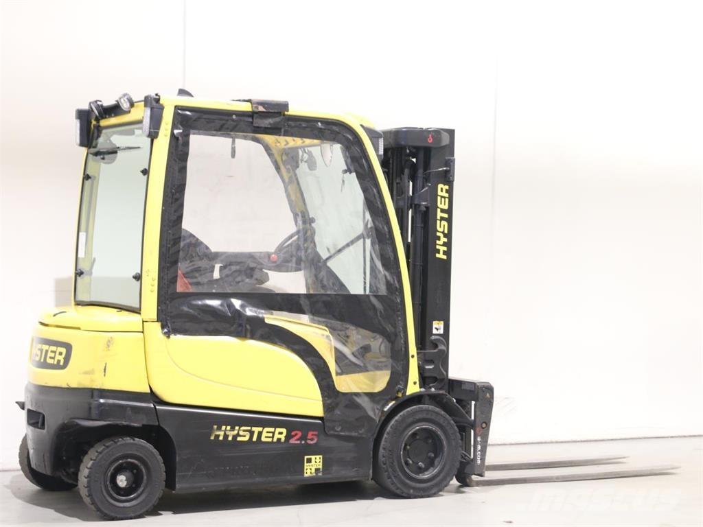 Hyster J2,5XN شاحنات ذات رافعات شوكية تعمل بالكهرباء