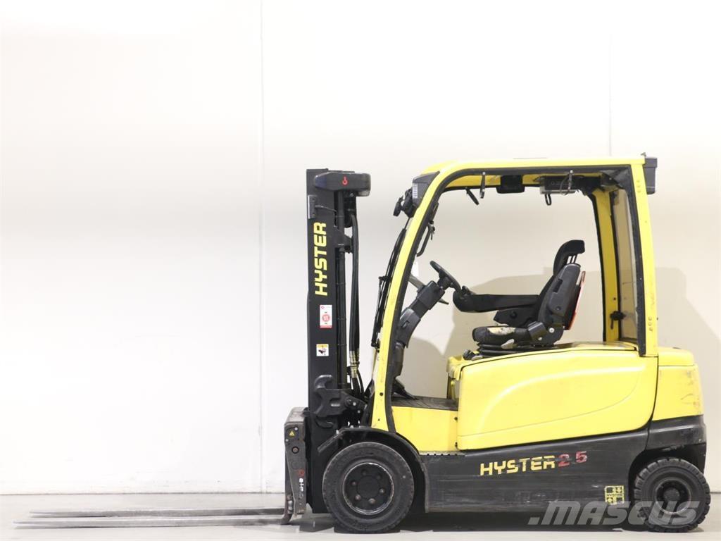 Hyster J2,5XN شاحنات ذات رافعات شوكية تعمل بالكهرباء