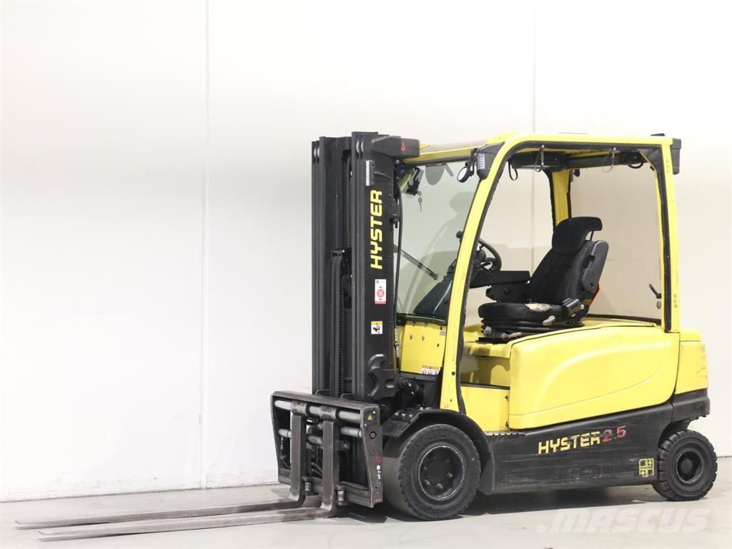 Hyster J2,5XN شاحنات ذات رافعات شوكية تعمل بالكهرباء