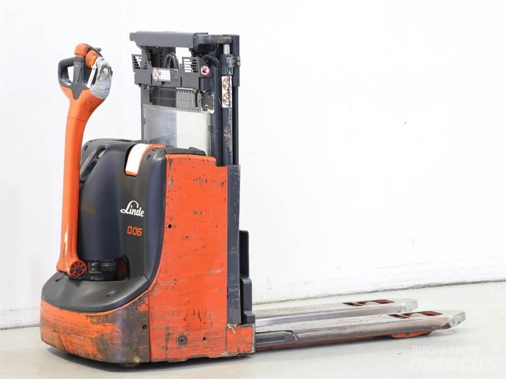 Linde D06/1160-00 معدات التكديس الجوالة
