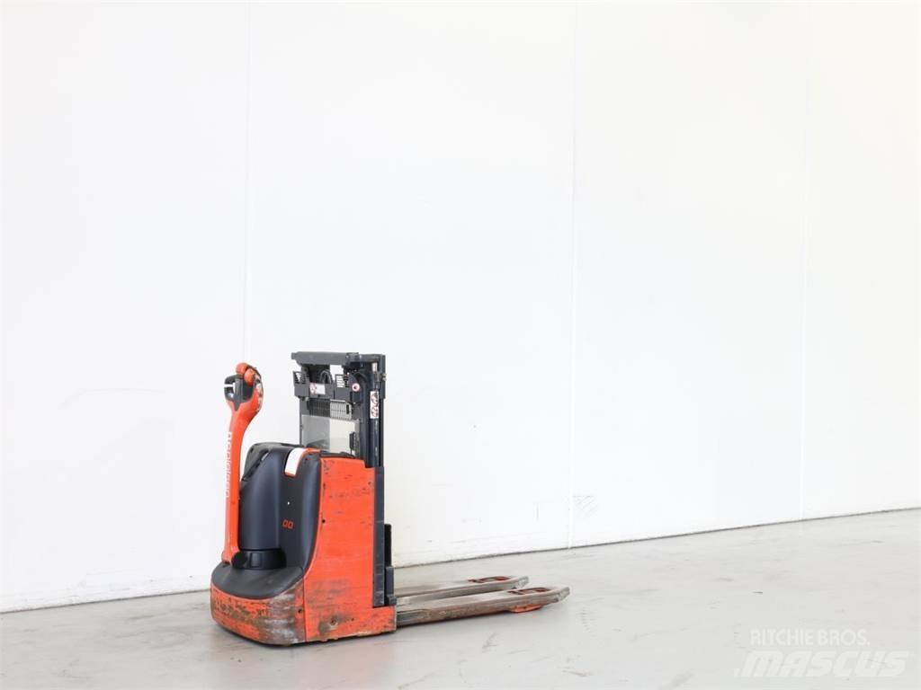 Linde D08/1160 معدات التكديس الجوالة