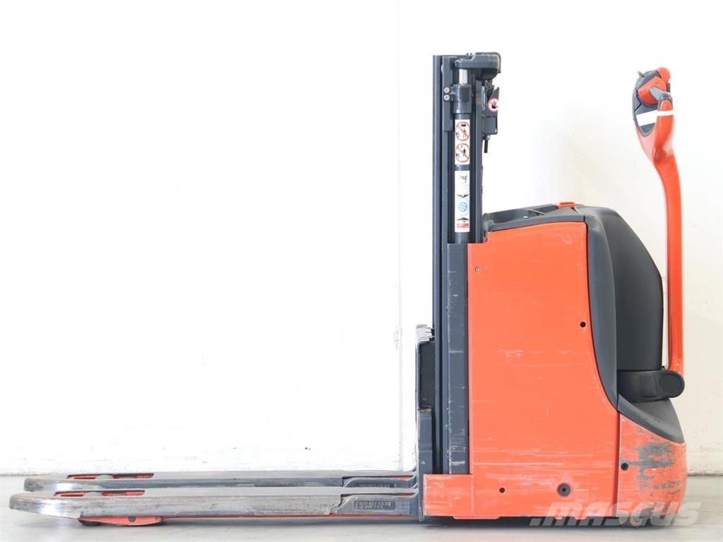 Linde D08/1160 معدات التكديس الجوالة