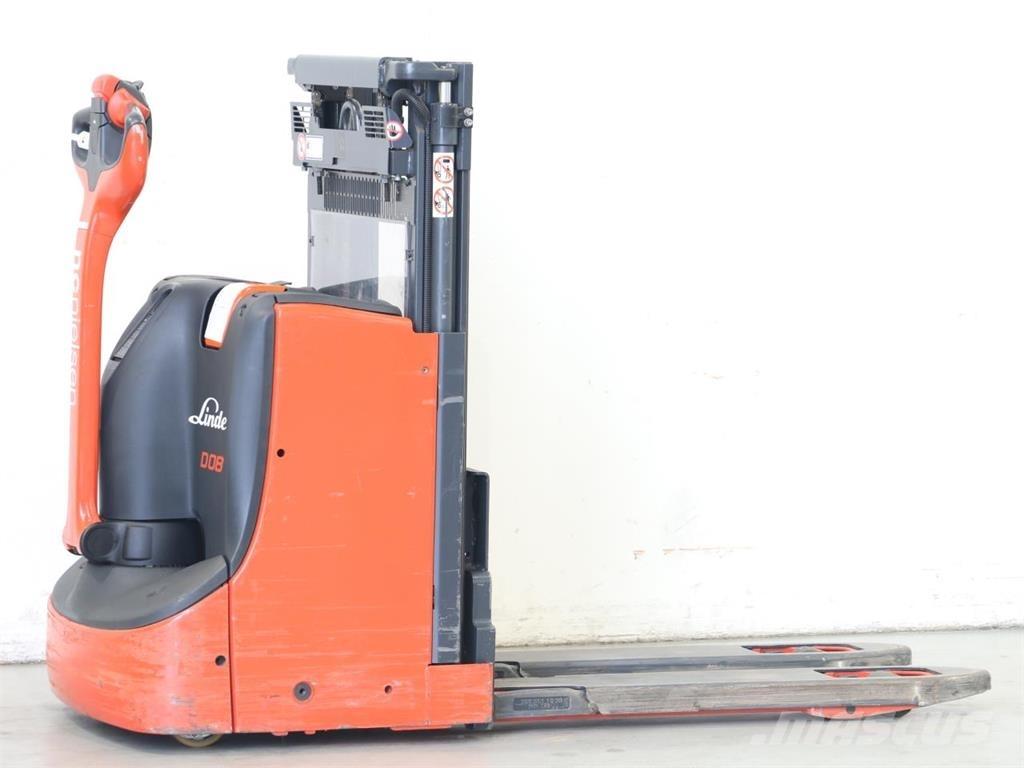 Linde D08/1160 معدات التكديس الجوالة