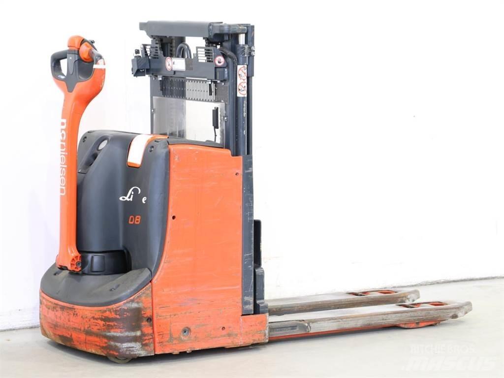 Linde D08/1160-00 معدات التكديس الجوالة