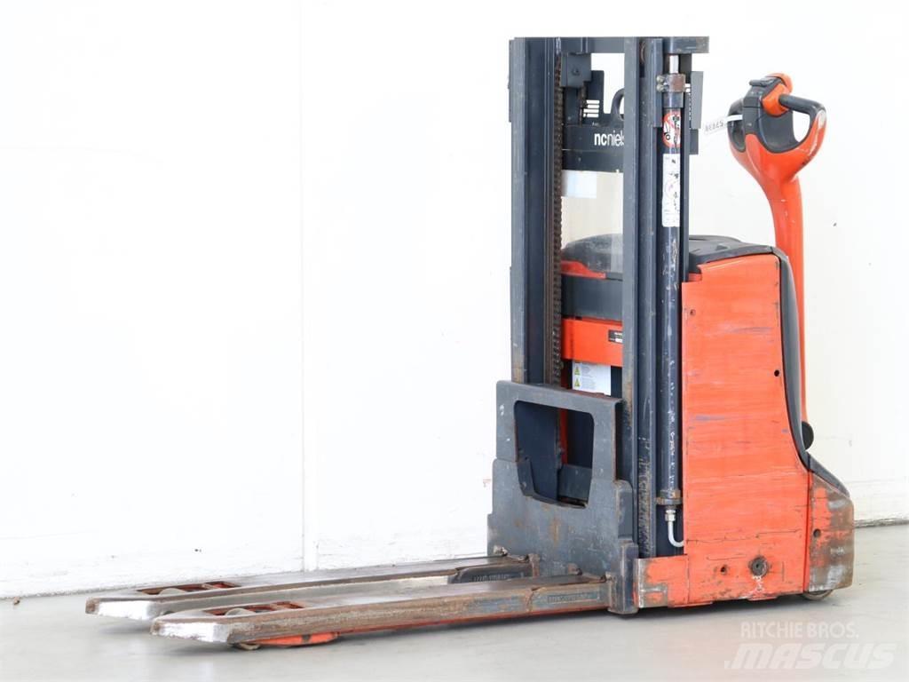 Linde D08/1160-00 معدات التكديس الجوالة