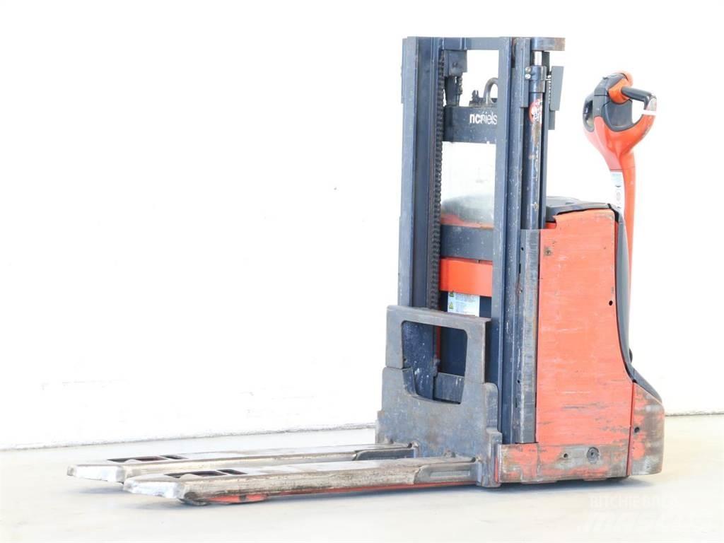 Linde D08/1160-00 معدات التكديس الجوالة