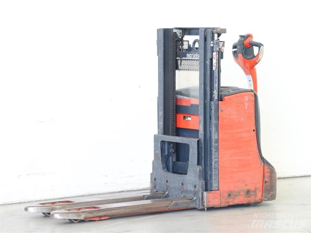 Linde D08/1160-00 معدات التكديس الجوالة