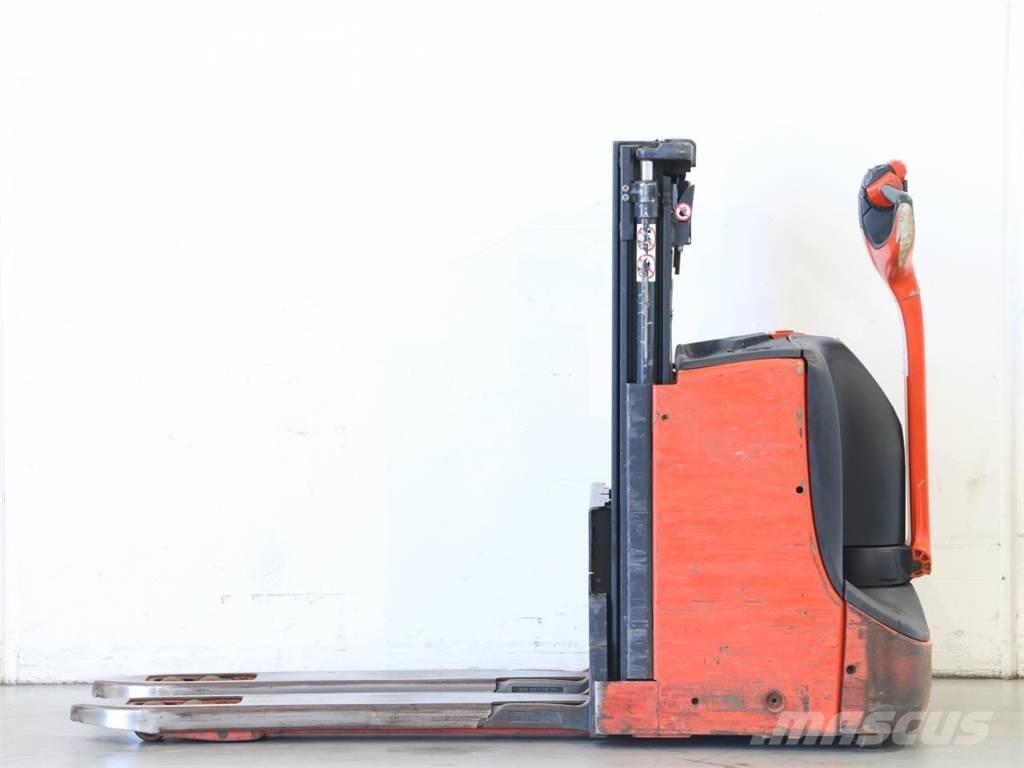 Linde D08/1160-00 معدات التكديس الجوالة