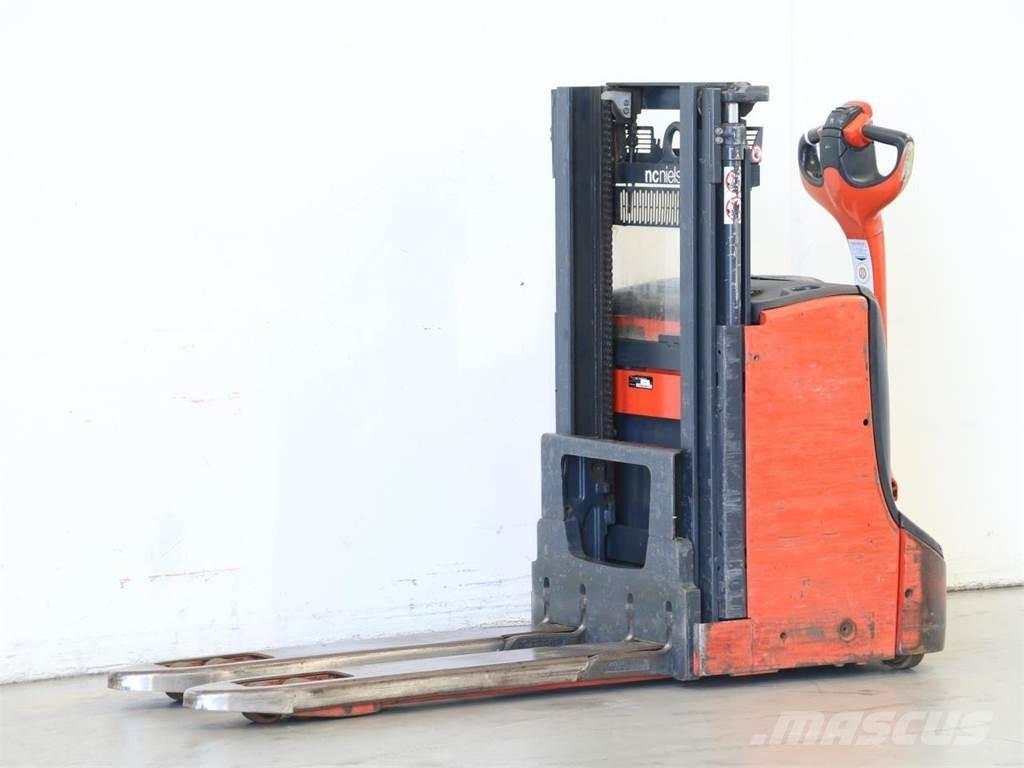 Linde D08/1160-00 معدات التكديس الجوالة