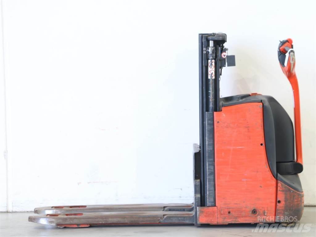 Linde D08/1160-00 معدات التكديس الجوالة