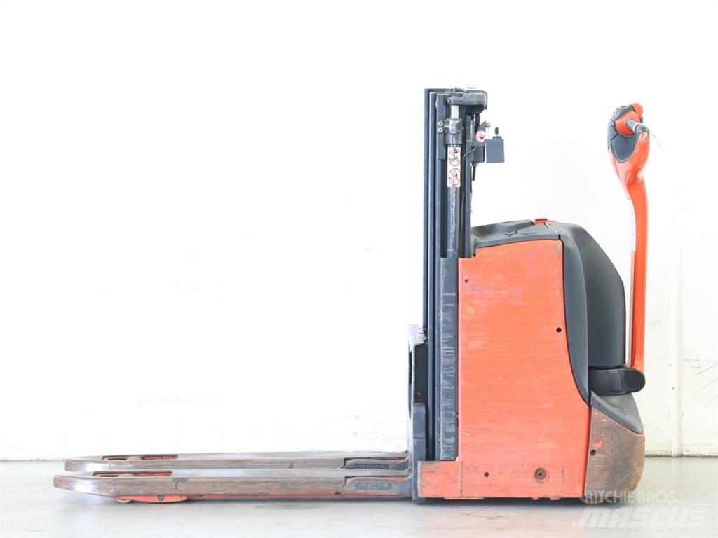 Linde D08/1160-00 معدات التكديس الجوالة