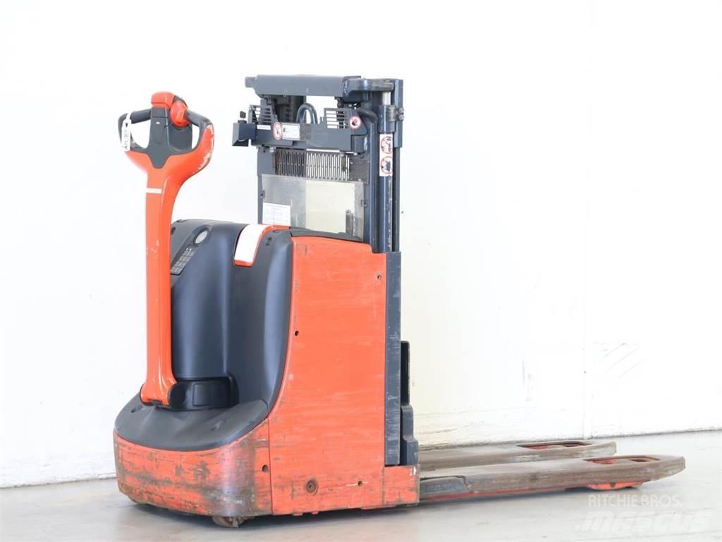Linde D08/1160-00 معدات التكديس الجوالة