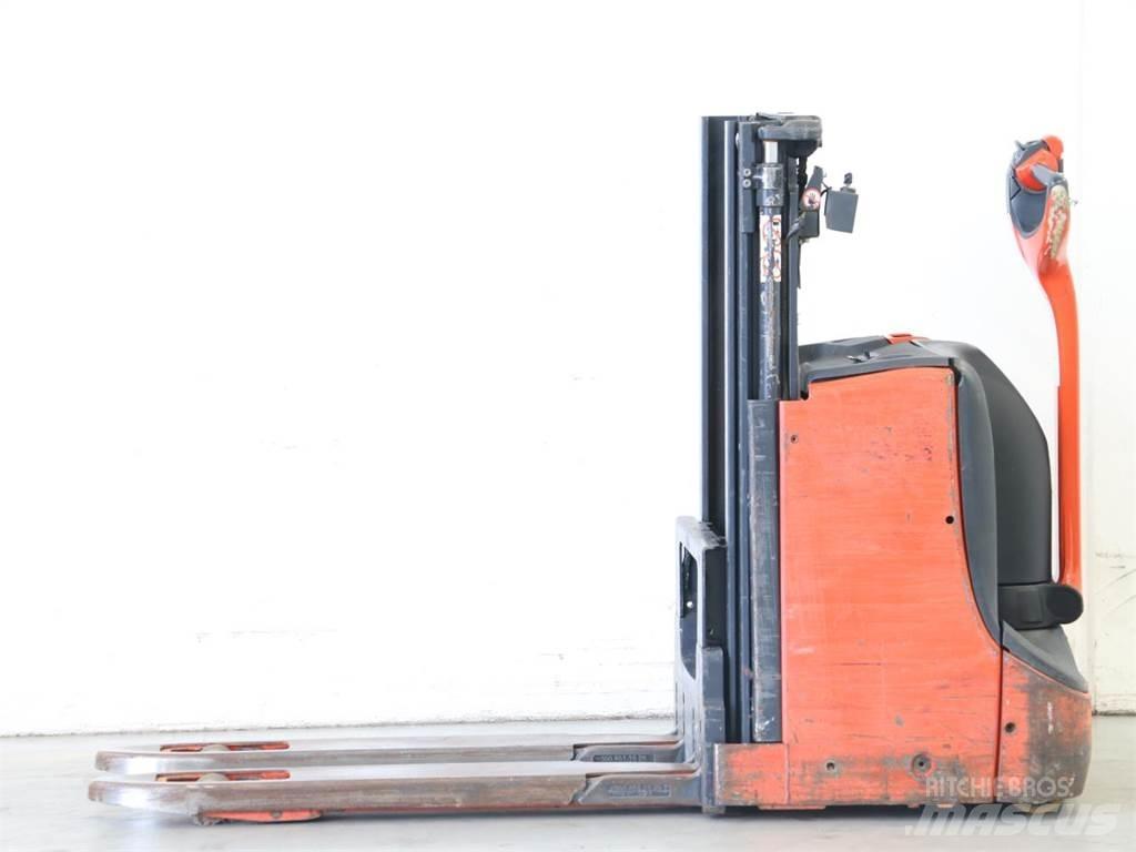 Linde D08/1160-00 معدات التكديس الجوالة