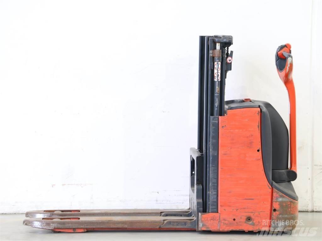 Linde D08/1160-01 معدات التكديس الجوالة