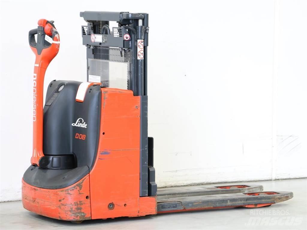 Linde D08/1160-01 معدات التكديس الجوالة