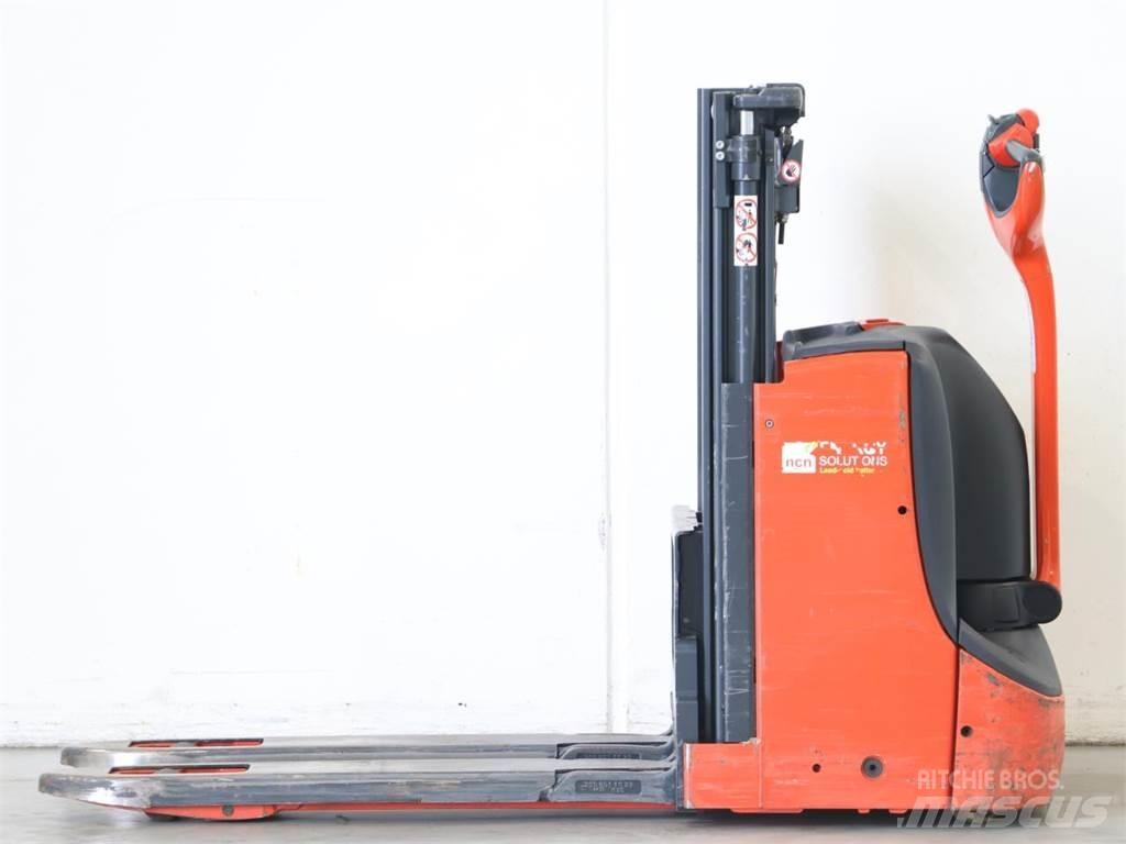 Linde D08/1160-01 معدات التكديس الجوالة