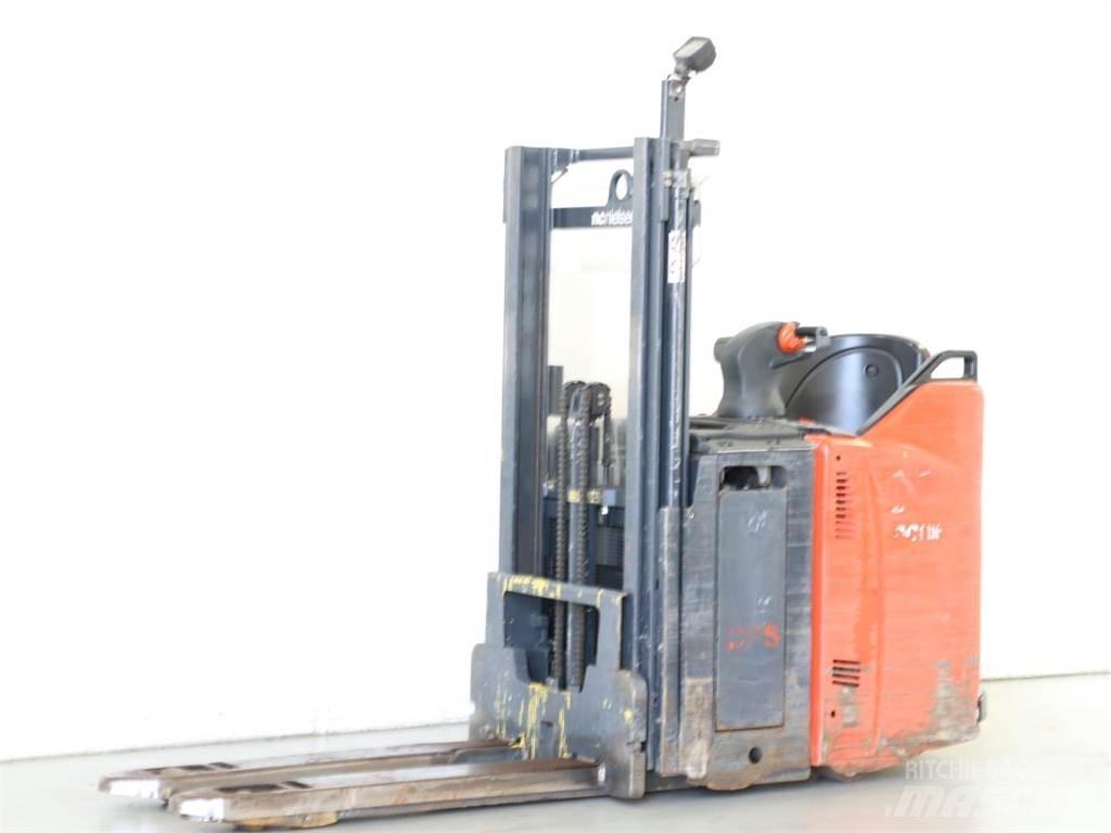 Linde D12SP/133 معدات التكديس الجوالة
