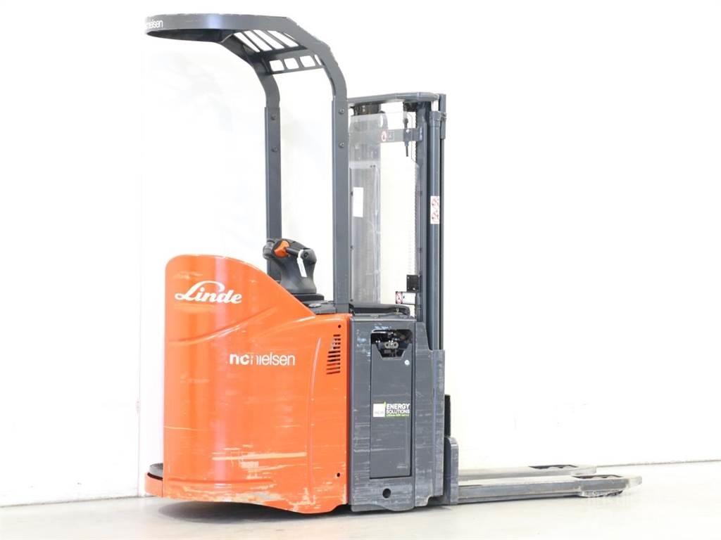 Linde D12SP/133 معدات التكديس الجوالة